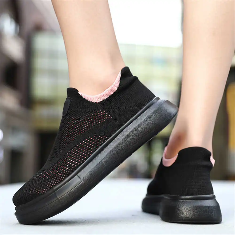 ถุงน่องแพลตฟอร์มรองเท้าสีน้ำตา - Streetwear Brand Ideas บทวิจารณ์และราคา